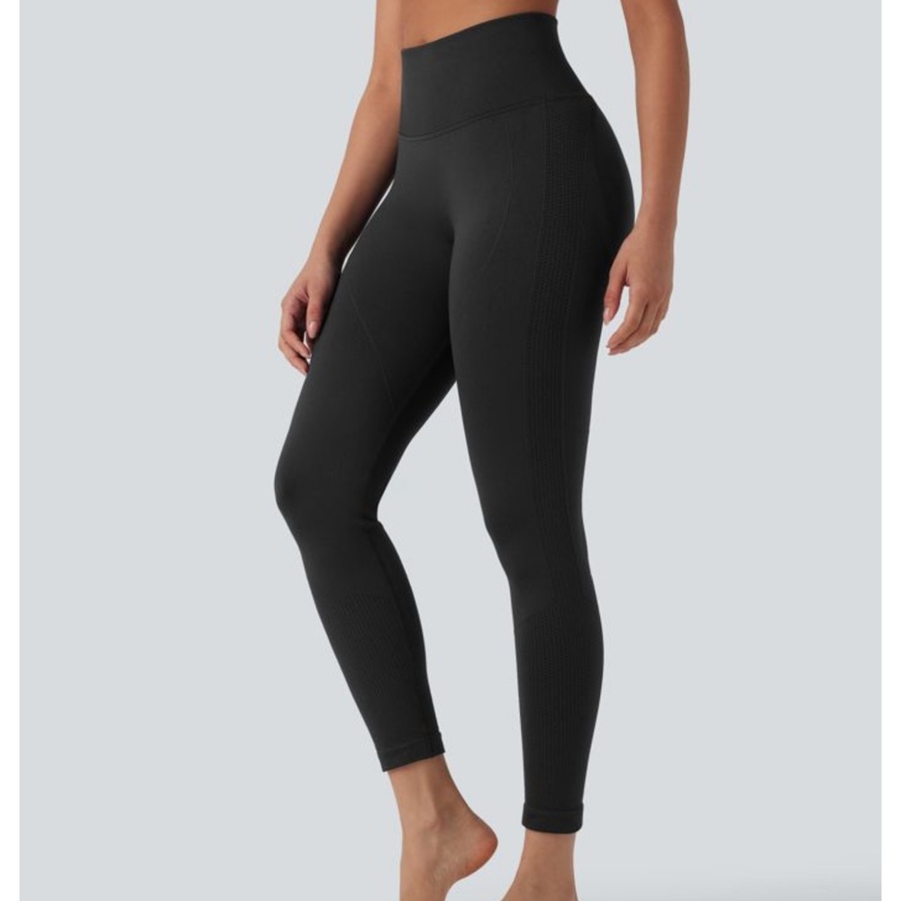 Halara one form seamless flow high waisted tummy control leggings size small new - Picture 3 of 4